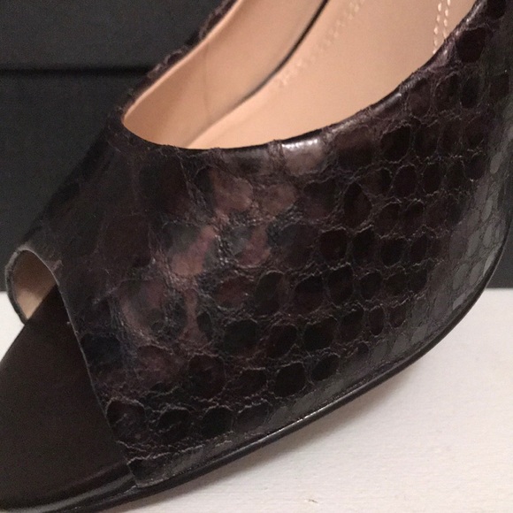 Chocolate Open Toe Shoes - Picture 3 of 4